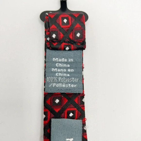 Madison Men's Silk Bow Tie Adjustable Closure Red Black Geometric Square - Picture 4 of 8